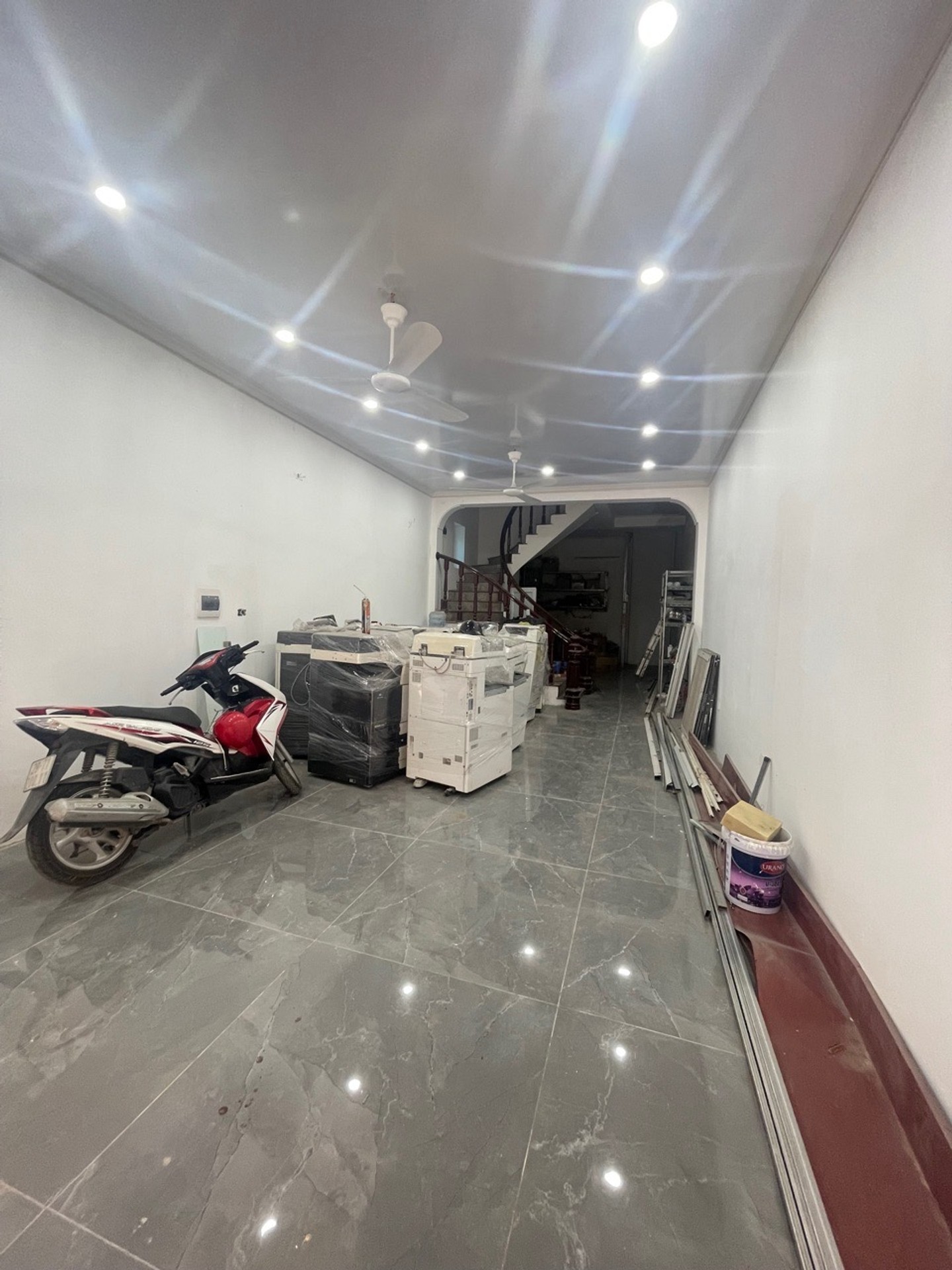 Bán nhà Định Công Hạ - diện tích 78m2 6 tầng - ô tô đỗ cửa - giá 16,5 tỷ