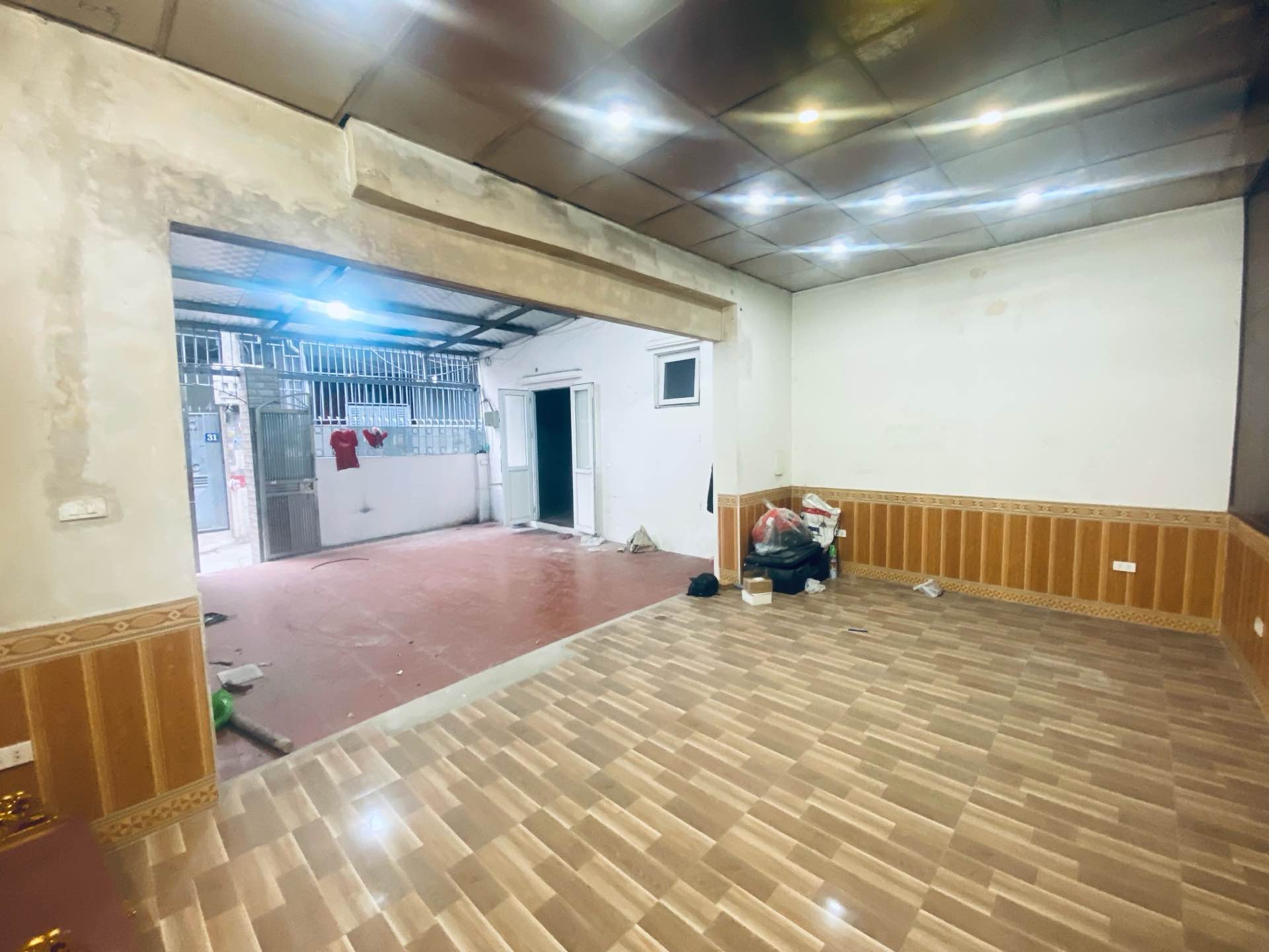 Bán nhà Nam Dư - diện tích 47m2 1 tầng - Ô tô đỗ cửa - giá 7,5 tỷ