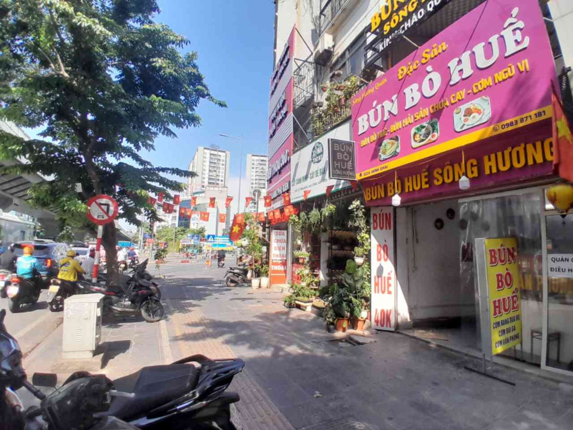 Bán nhà Minh Khai - diện tích 158m2 2 tầng - Mặt phố lớn, lưu lượng người qua lại đông đúc - giá 70 tỷ