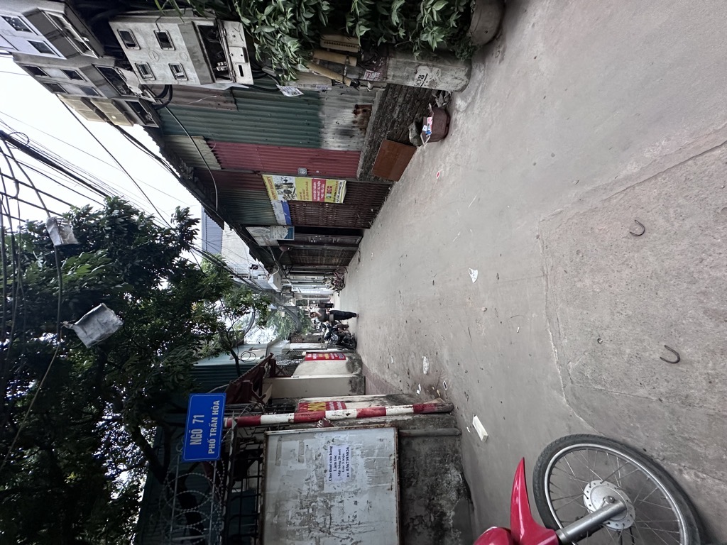 Bán nhà Trần Hoà - diện tích 30m2 3 tầng - Ngõ thông ô tô kinh doanh - giá 1,9 tỷ