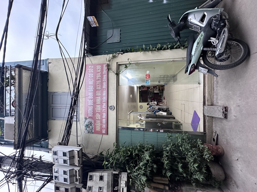 Bán nhà Trần Hoà - diện tích 30m2 3 tầng - Ngõ thông ô tô kinh doanh - giá 1,9 tỷ