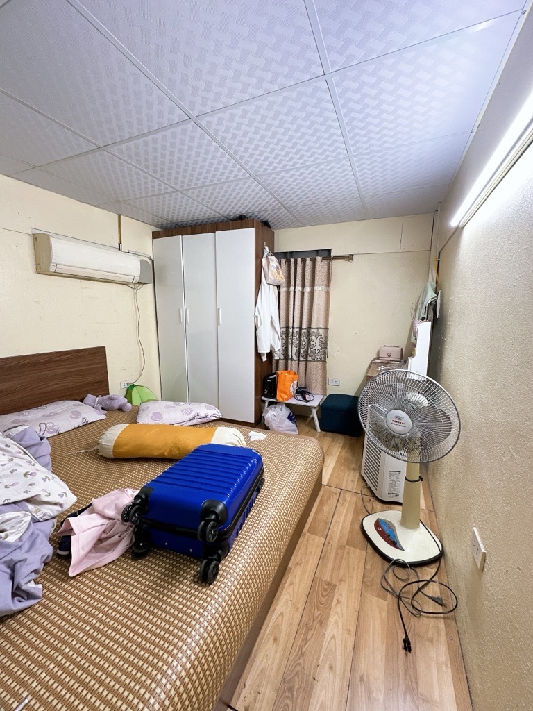 Bán nhà Trần Hoà - diện tích 30m2 3 tầng - Ngõ thông ô tô kinh doanh - giá 1,9 tỷ