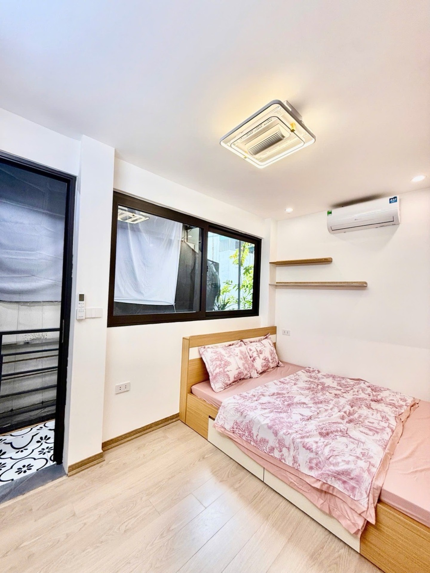 Bán nhà Khâm Thiên - diện tích 24m2 5 tầng - Cực hiếm - giá 5,95 tỷ