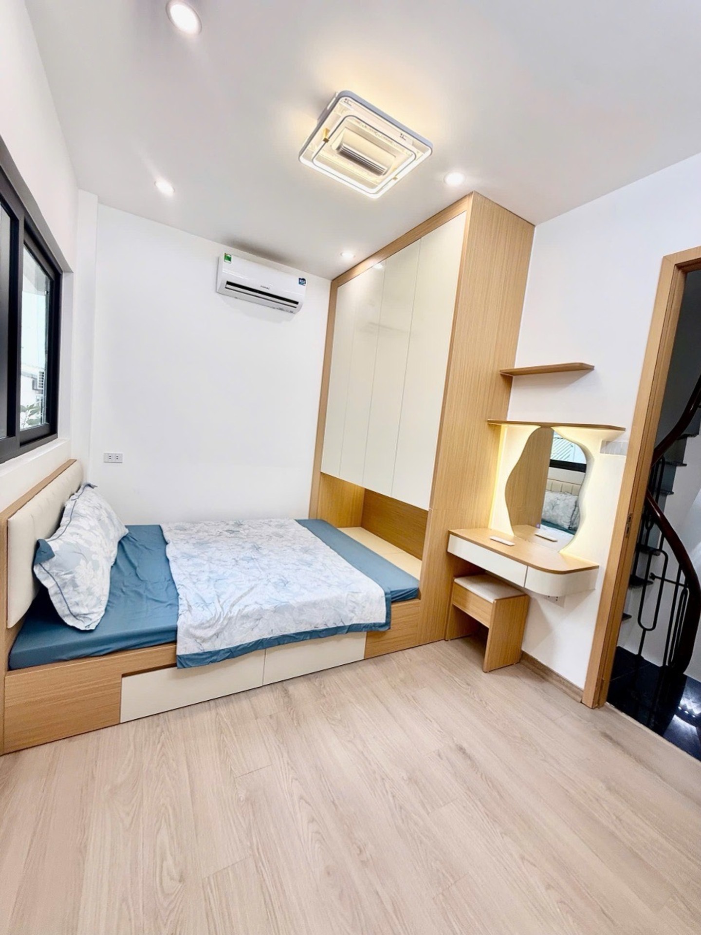 Bán nhà Khâm Thiên - diện tích 24m2 5 tầng - Cực hiếm - giá 5,95 tỷ