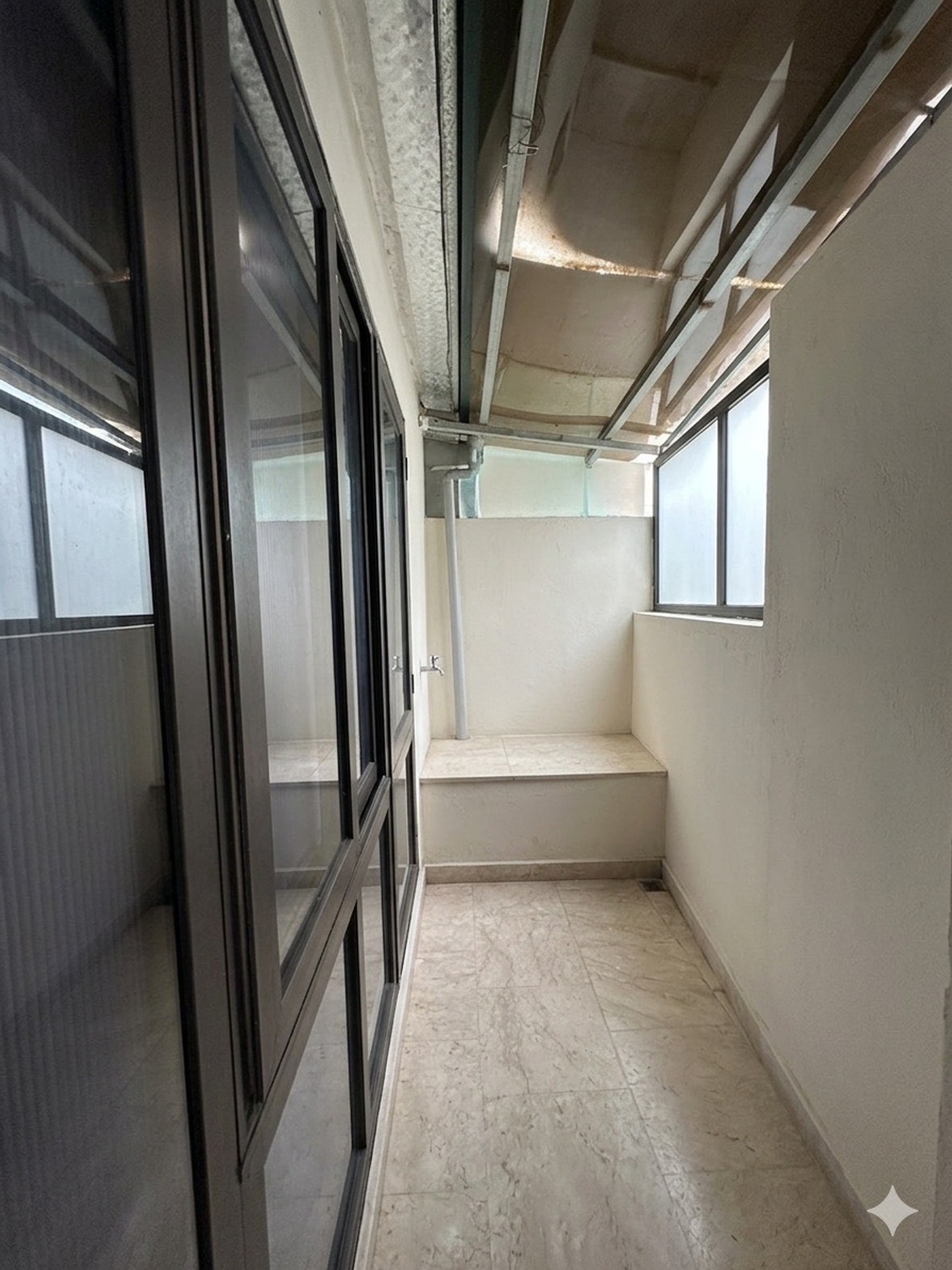Bán nhà Chùa Quỳnh - diện tích 80m2 7 tầng - Căn hộ CCMN mặt phố - giá 2,5 tỷ