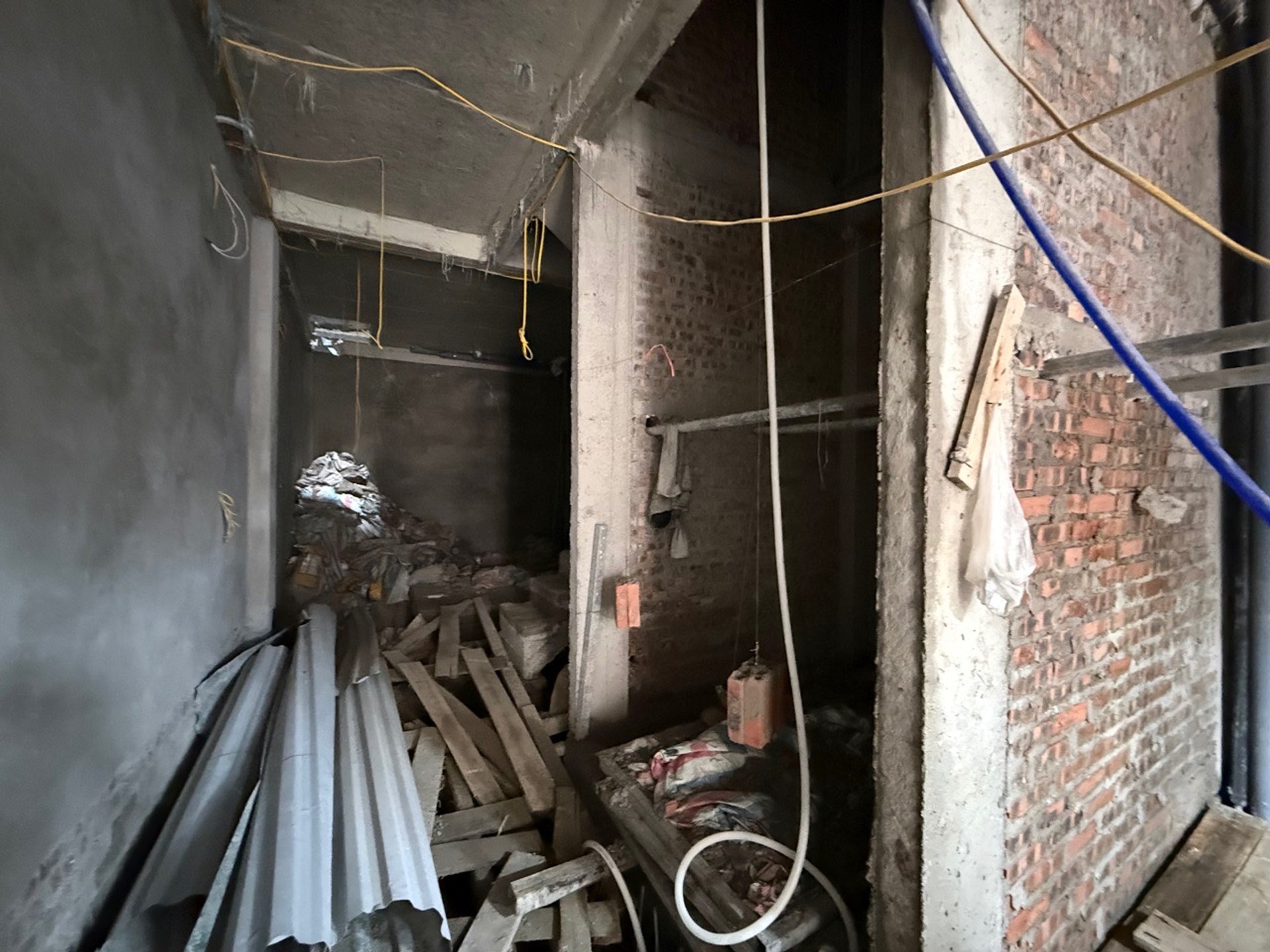Bán nhà Đông Thiên - diện tích 52m2 6 tầng - Nhà đẹp ở ngay - giá 13,5 tỷ