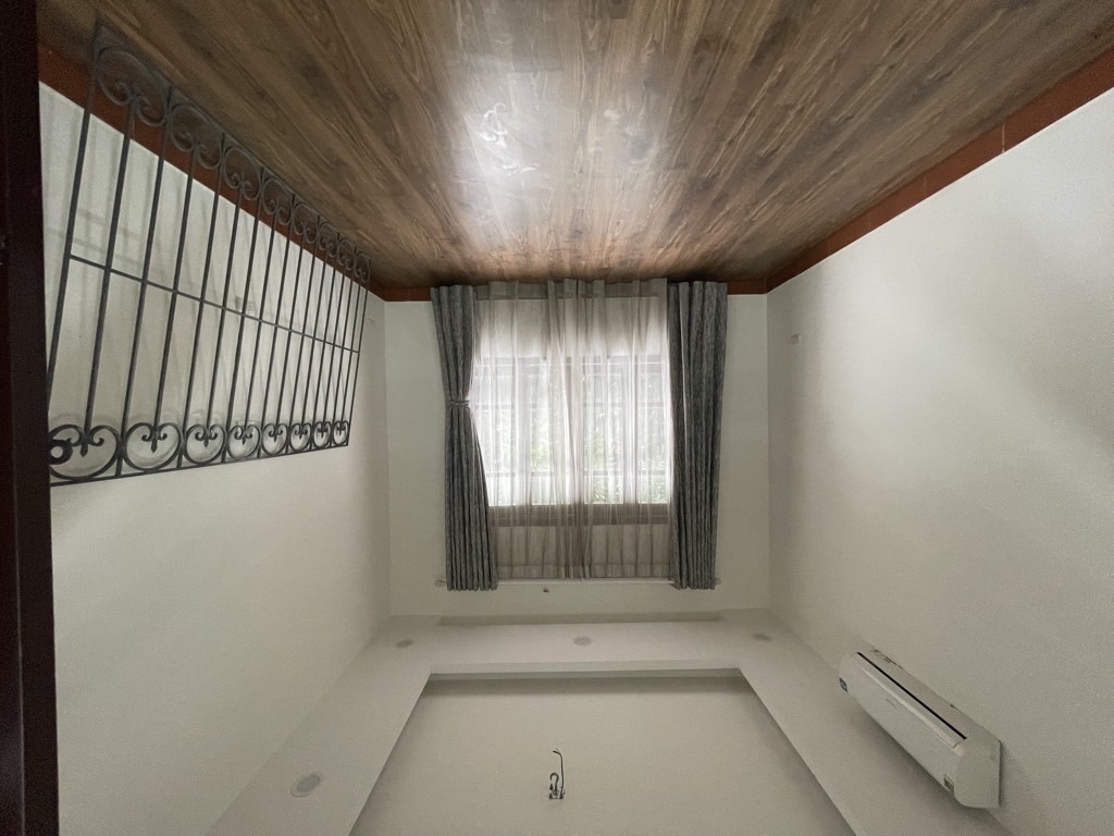 Bán nhà Kim Hoa - diện tích 199.6m2 4 tầng - Biệt thự giữa lòng Hà Nội - giá 42,9 tỷ