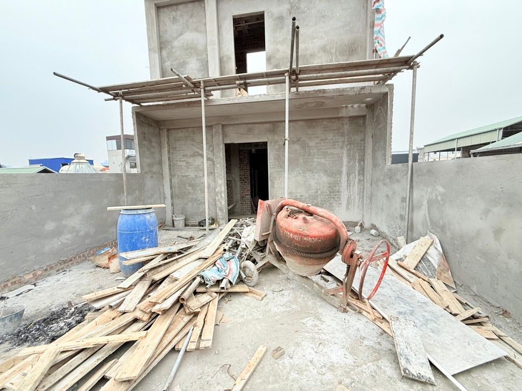 Bán nhà Láng - diện tích 78m2 8 tầng - MẶT NGÕ - Ô TÔ 4 CHỖ VÀO NHÀ - giá 31,5 tỷ