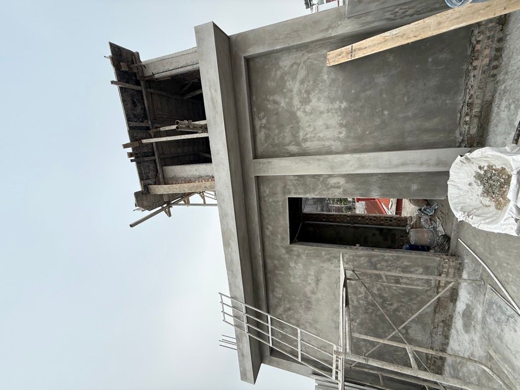 Bán nhà Láng - diện tích 78m2 8 tầng - MẶT NGÕ - Ô TÔ 4 CHỖ VÀO NHÀ - giá 31,5 tỷ