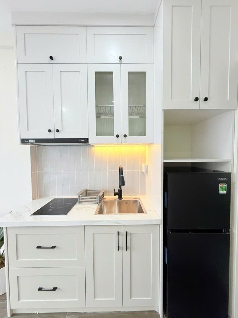 Bán nhà Láng - diện tích 78m2 8 tầng - MẶT NGÕ - Ô TÔ 4 CHỖ VÀO NHÀ - giá 31,5 tỷ