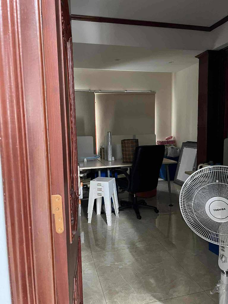 Bán nhà Nguyễn Chí Thanh - diện tích 85m2 5 tầng - Ngõ ô tô tránh - giá 52 tỷ