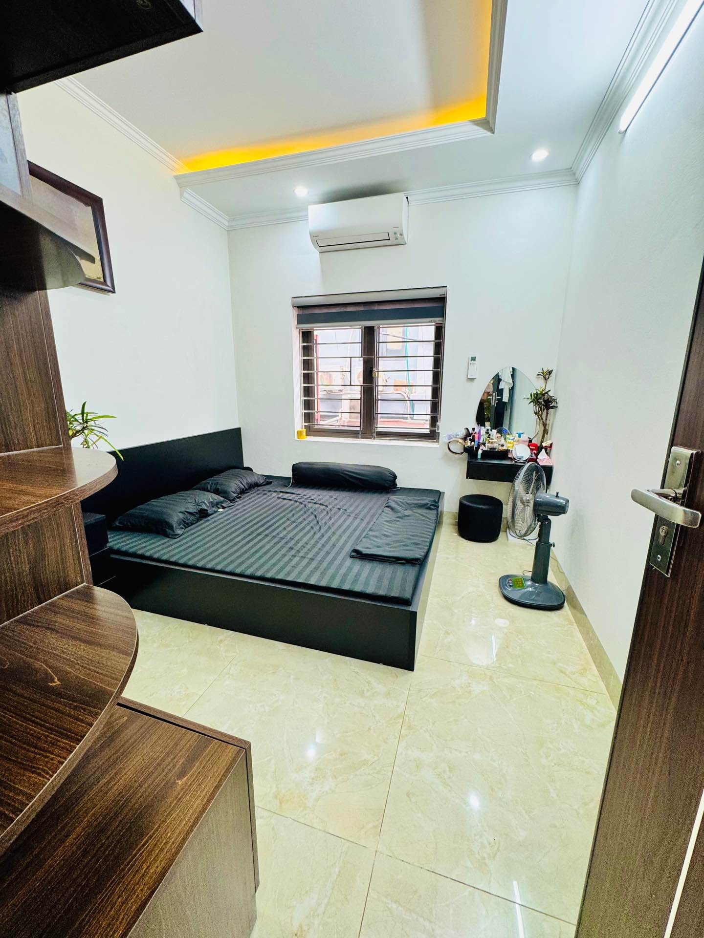 Bán nhà Nguyễn An Ninh - diện tích 180m2 2 tầng - ô tô vào trong nhà - giá 6,7 tỷ