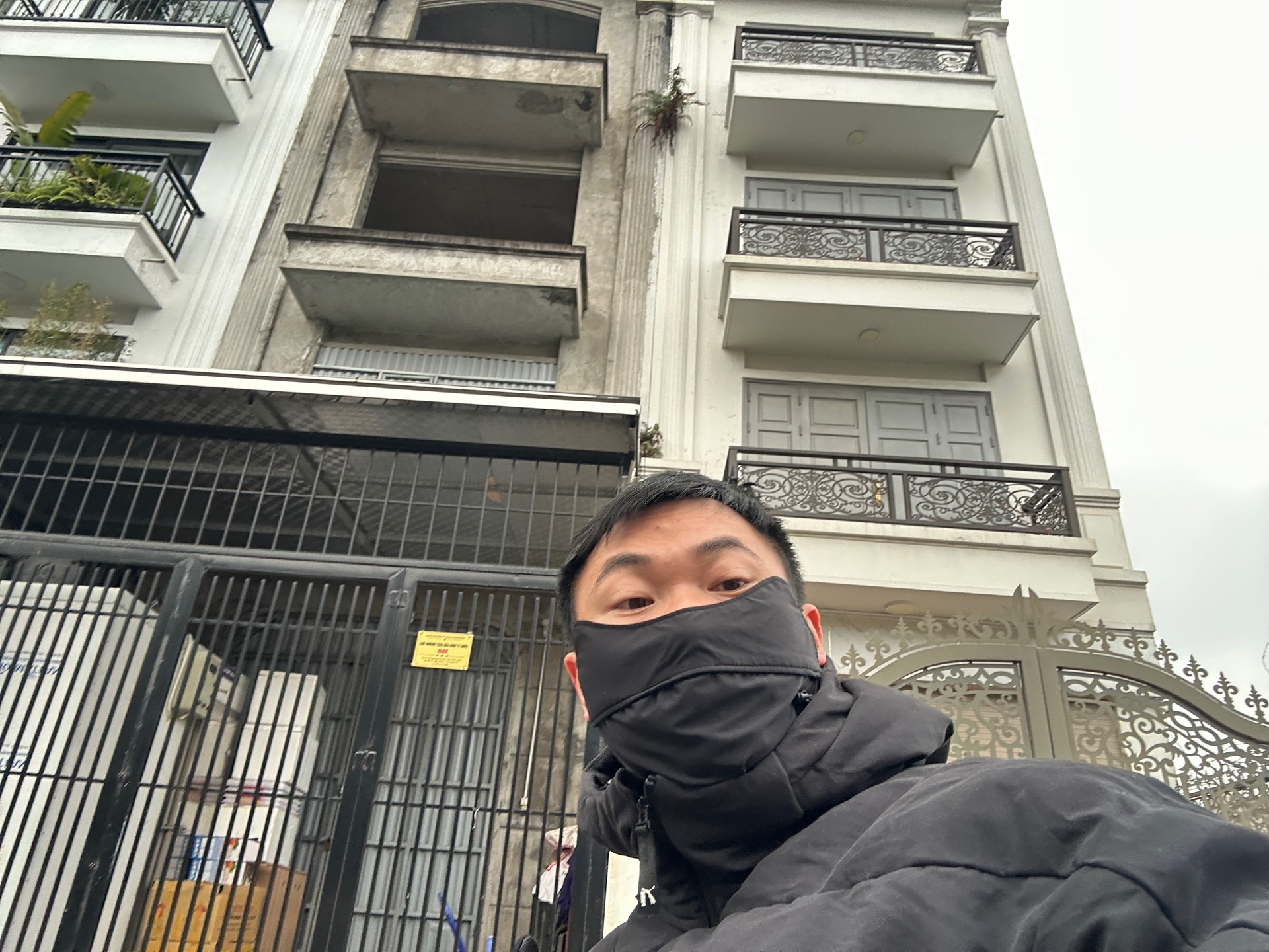 Bán nhà Vĩnh Hưng - diện tích 100.6m2 5 tầng - Lô góc 2 mặt thoáng - giá 30,5 tỷ