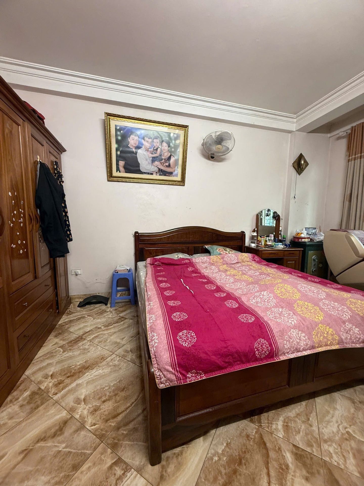 Bán nhà Lĩnh Nam - diện tích 32m2 5 tầng - Nhà 2 mặt thoáng - giá 7,5 tỷ