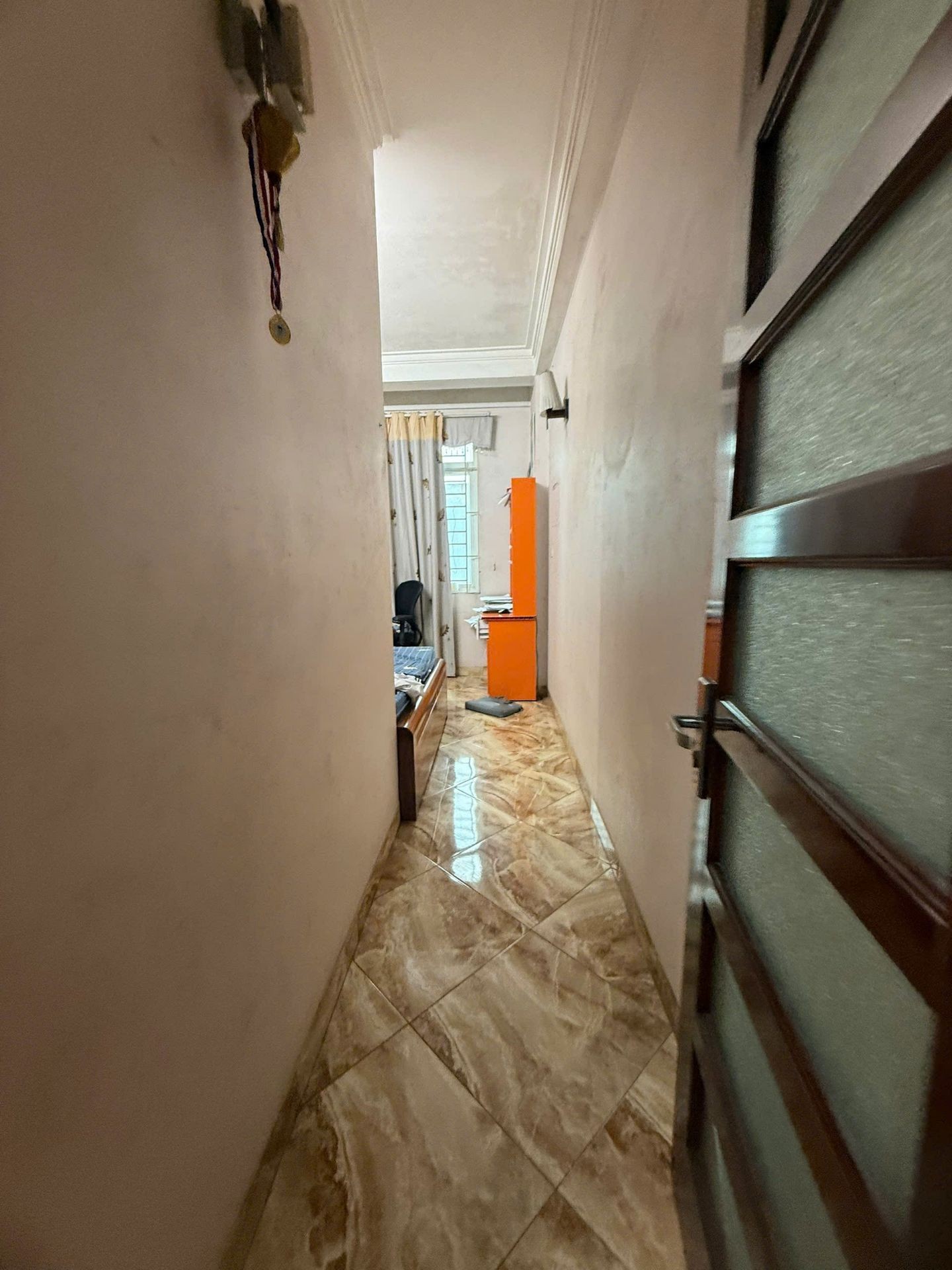 Bán nhà Lĩnh Nam - diện tích 32m2 5 tầng - Nhà 2 mặt thoáng - giá 7,5 tỷ