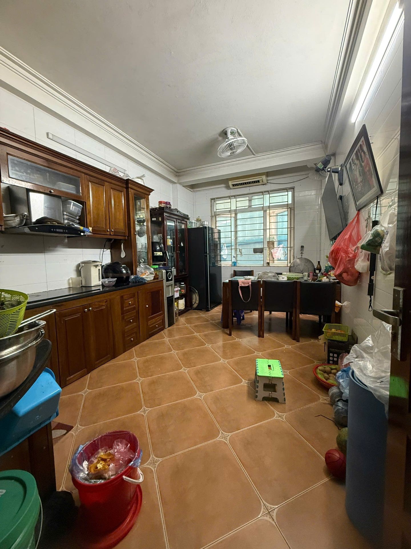 Bán nhà Lĩnh Nam - diện tích 32m2 5 tầng - Nhà 2 mặt thoáng - giá 7,5 tỷ