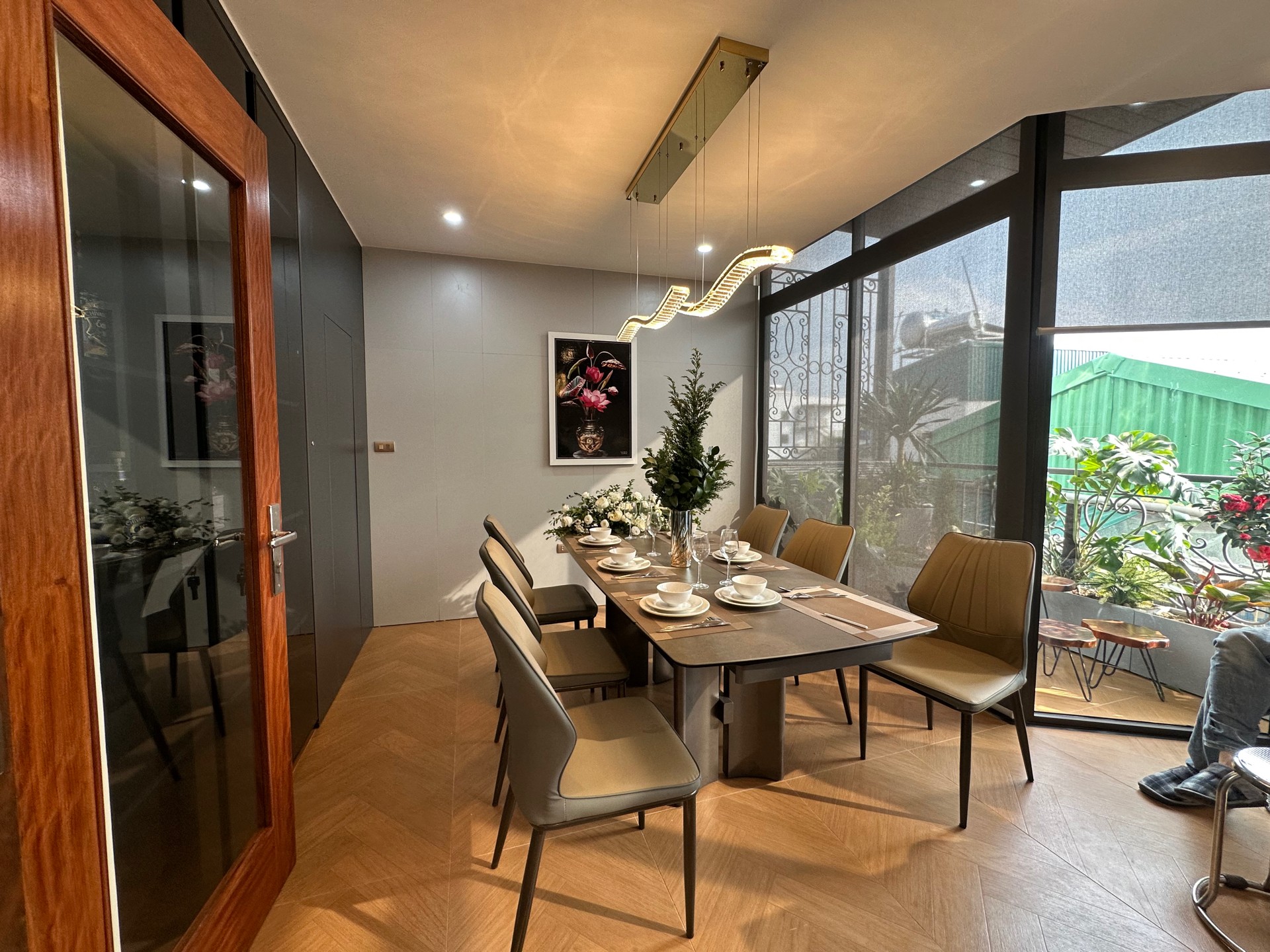 Bán nhà Bạch Mai - diện tích 46m2 6 tầng - Ô TÔ ĐỖ CỬA - giá 13,5 tỷ
