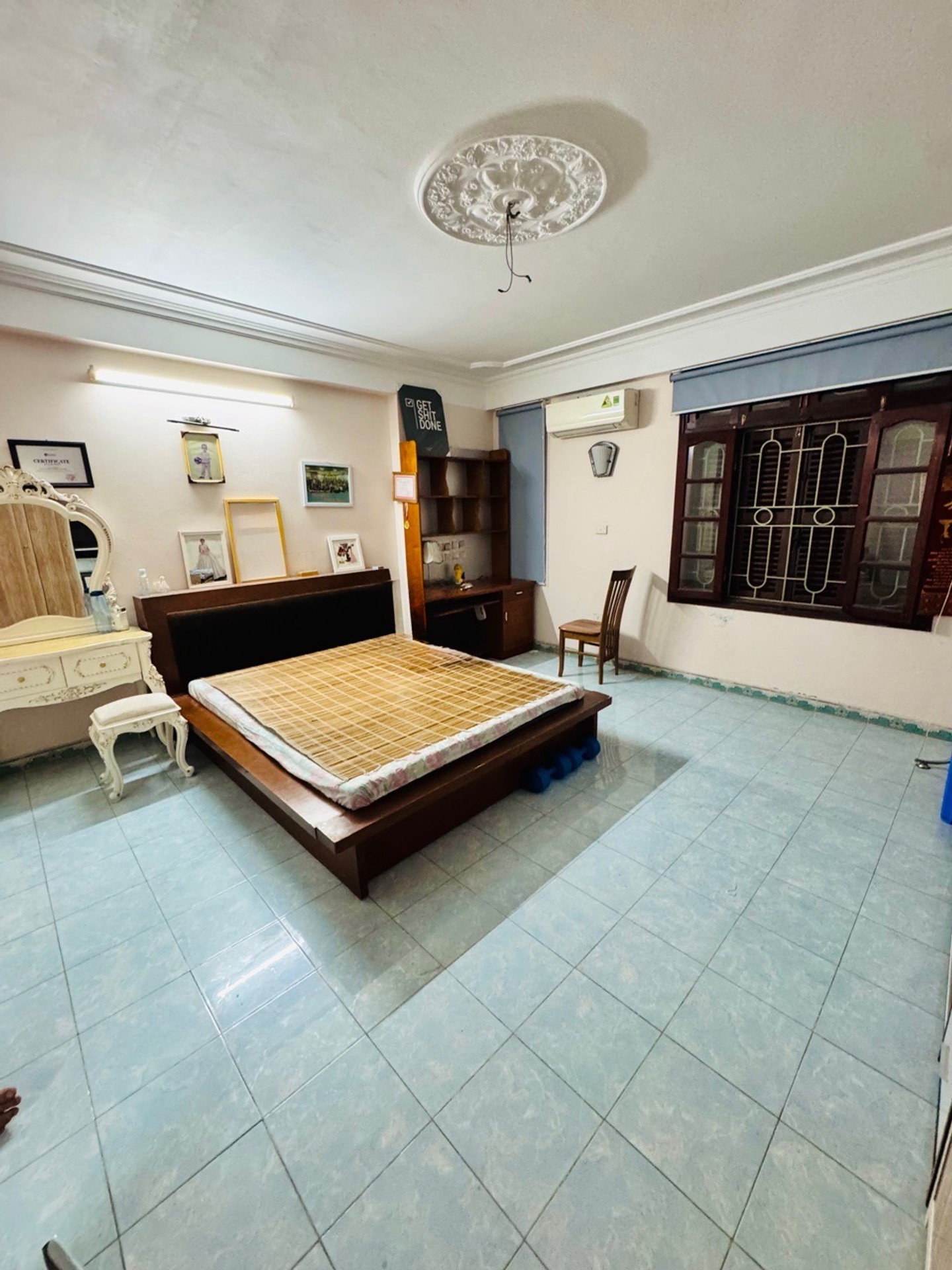 Bán nhà Giải Phóng - diện tích 43m2 5 tầng - Mặt ngõ thông, ô tô đỗ cửa - giá 11,5 tỷ