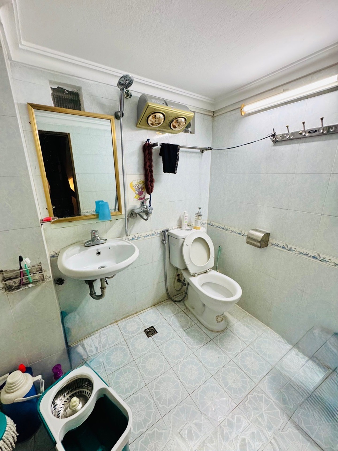 Bán nhà Giải Phóng - diện tích 43m2 5 tầng - Mặt ngõ thông, ô tô đỗ cửa - giá 11,5 tỷ