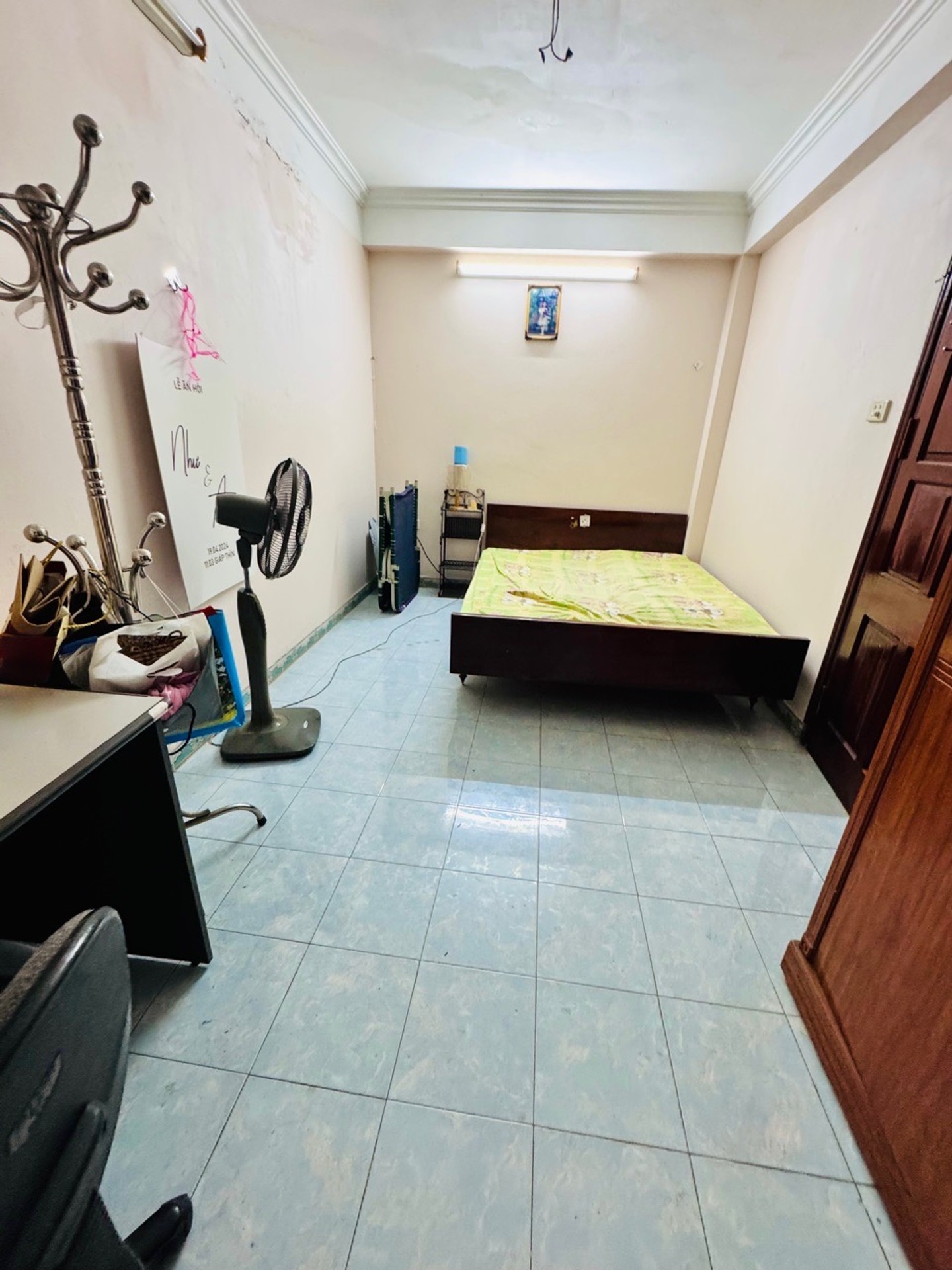 Bán nhà Giải Phóng - diện tích 43m2 5 tầng - Mặt ngõ thông, ô tô đỗ cửa - giá 11,5 tỷ