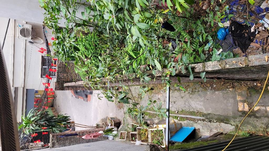 Bán nhà Minh Khai - diện tích 109m2 5 tầng - ô tô vào tận nhà - giá 18,5 tỷ