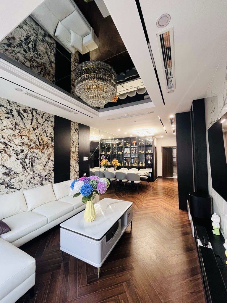 Bán nhà Mạc Thái Tổ - diện tích 50m2 7 tầng - Phân lô phố VIP Cầu Giấy - giá 33,8 tỷ