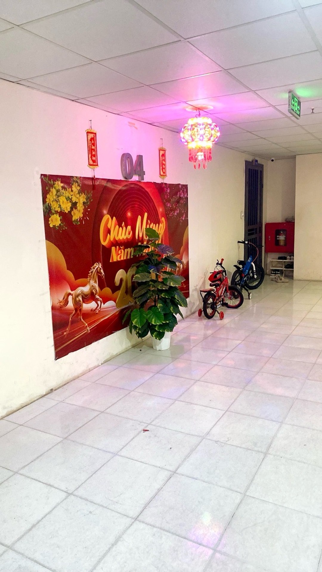 Bán nhà Bùi Xương Trạch - diện tích 67m2 19 tầng - Mặt phố, căn góc - giá 4,9 tỷ