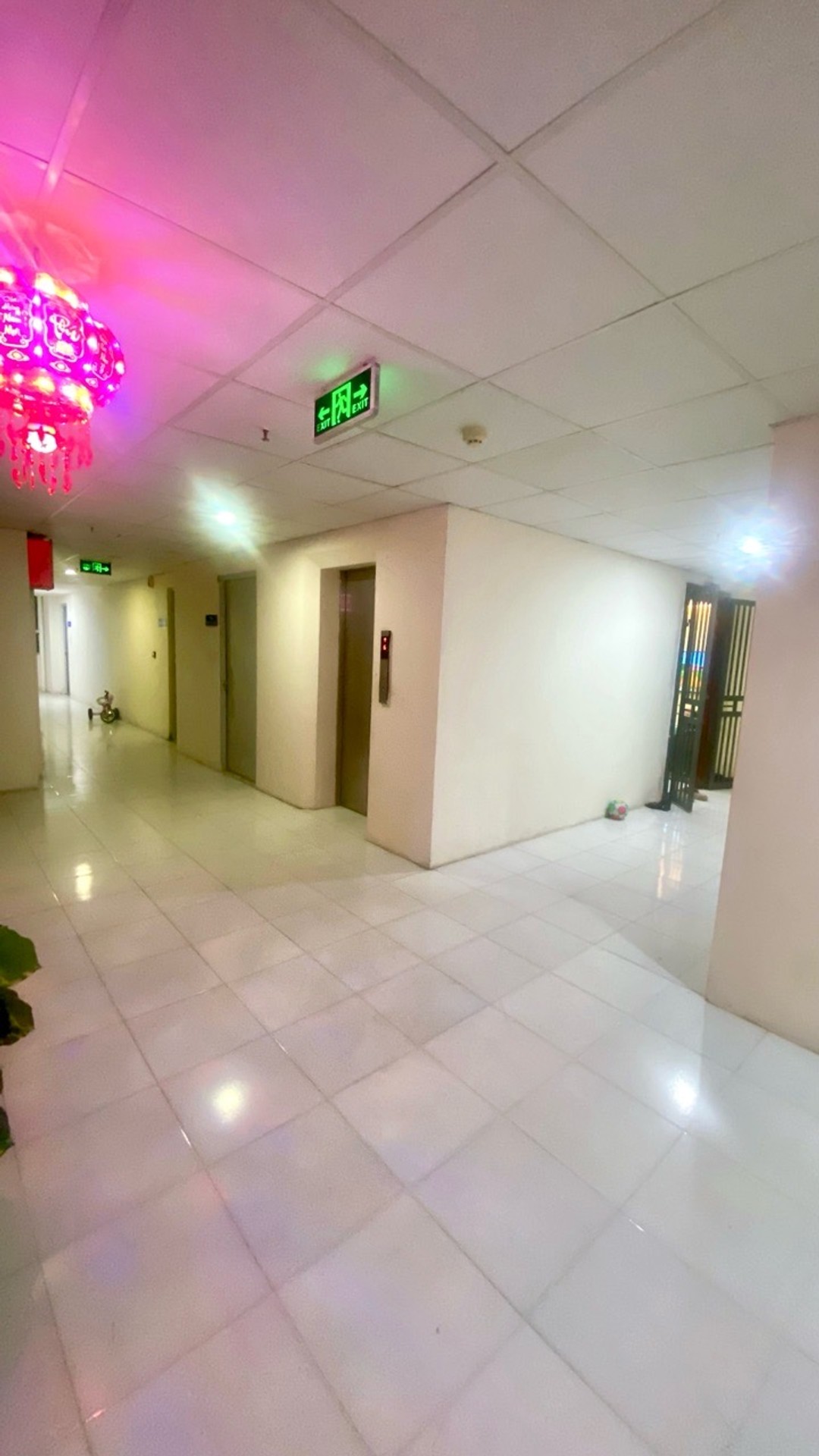 Bán nhà Bùi Xương Trạch - diện tích 67m2 19 tầng - Mặt phố, căn góc - giá 4,9 tỷ