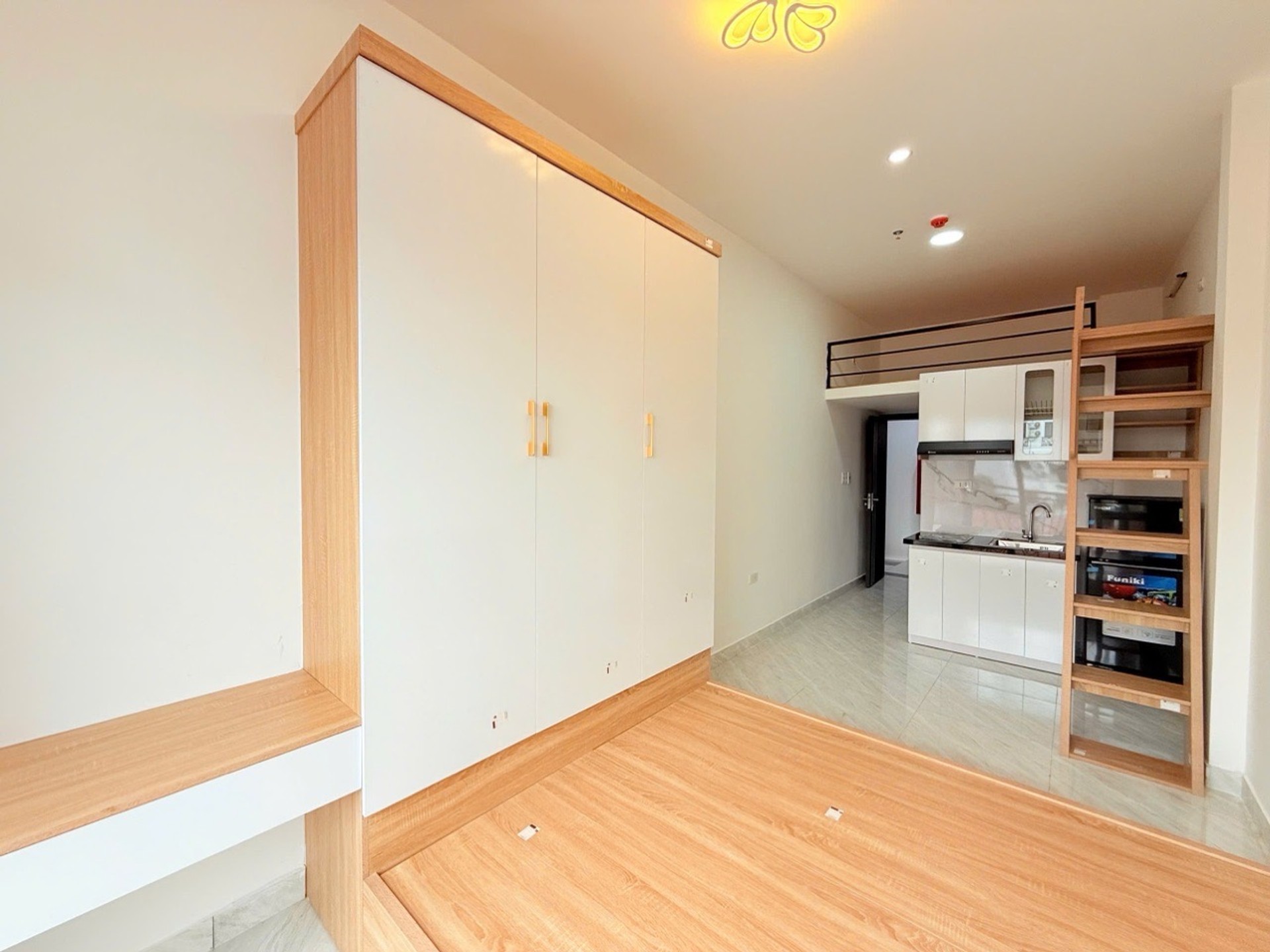 Bán nhà Thanh Đàm - diện tích 50m2 6 tầng - Thang máy - giá 12,5 tỷ