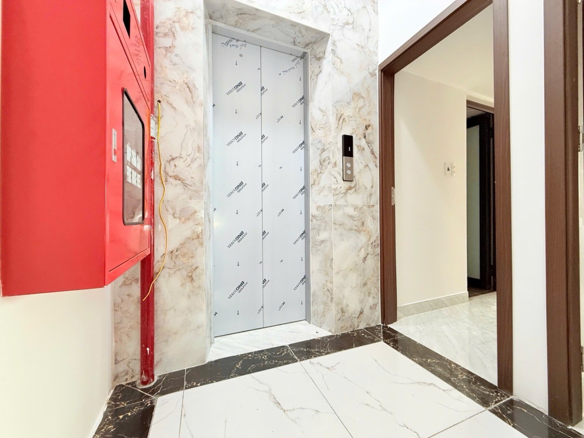 Bán nhà Thanh Đàm - diện tích 50m2 6 tầng - Thang máy - giá 12,5 tỷ