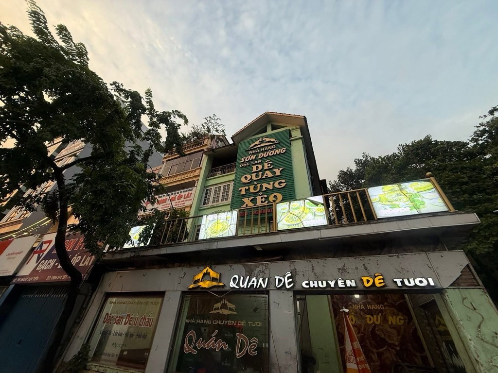 Bán nhà Khuất Duy Tiến - diện tích 191m2 4 tầng - Lô góc, 1 mặt phố 1 mặt ngõ ô tô tránh - giá 69 tỷ