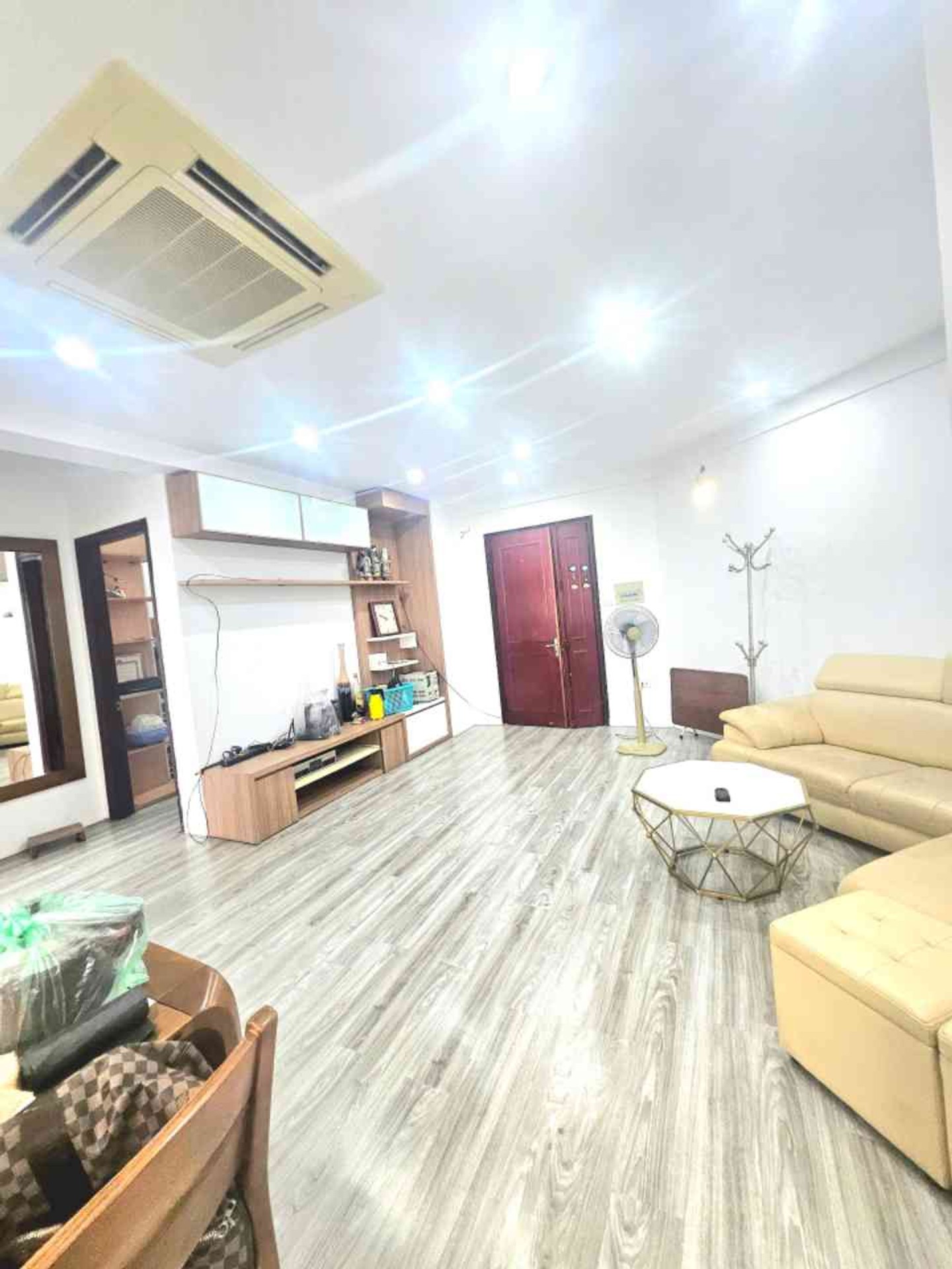 Bán nhà Bắc Linh Đàm - diện tích 87m2 8 tầng - Căn hộ đẹp sang xịn - giá 6,2 tỷ