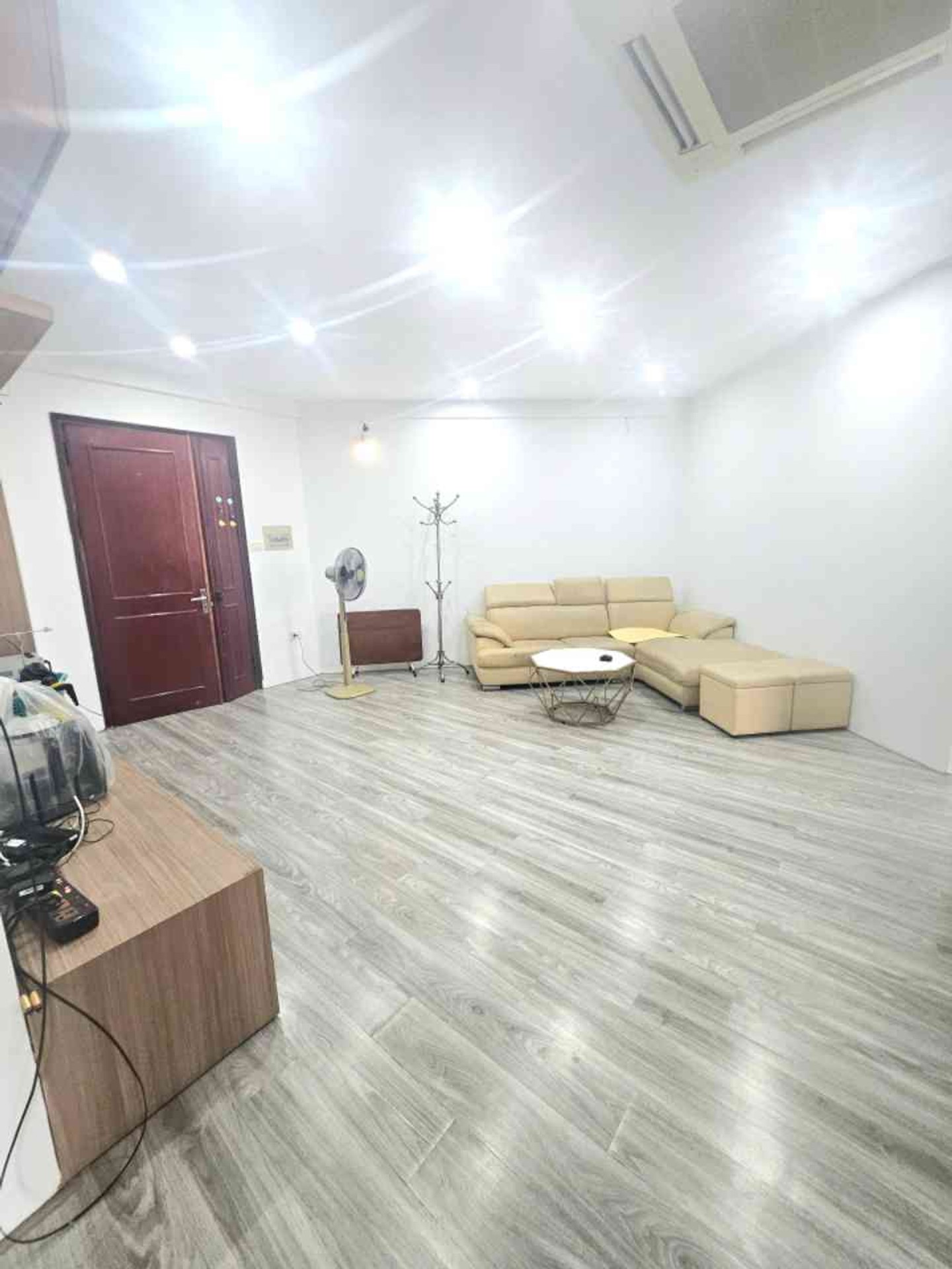 Bán nhà Bắc Linh Đàm - diện tích 87m2 8 tầng - Căn hộ đẹp sang xịn - giá 6,2 tỷ