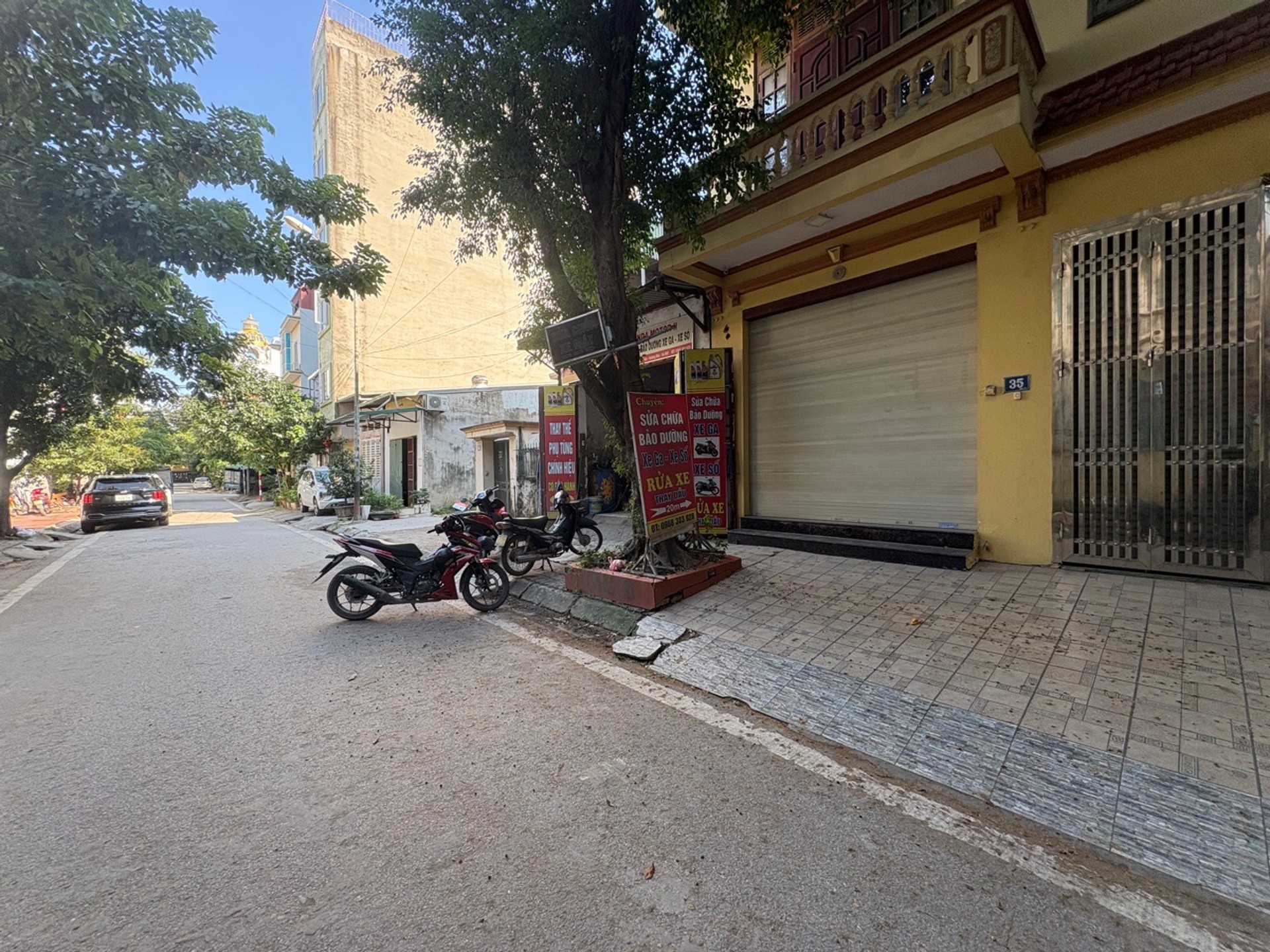 Bán nhà Yên Sở - diện tích 107m2 3 tầng - Ô TÔ TRÁNH - giá 33,6 tỷ