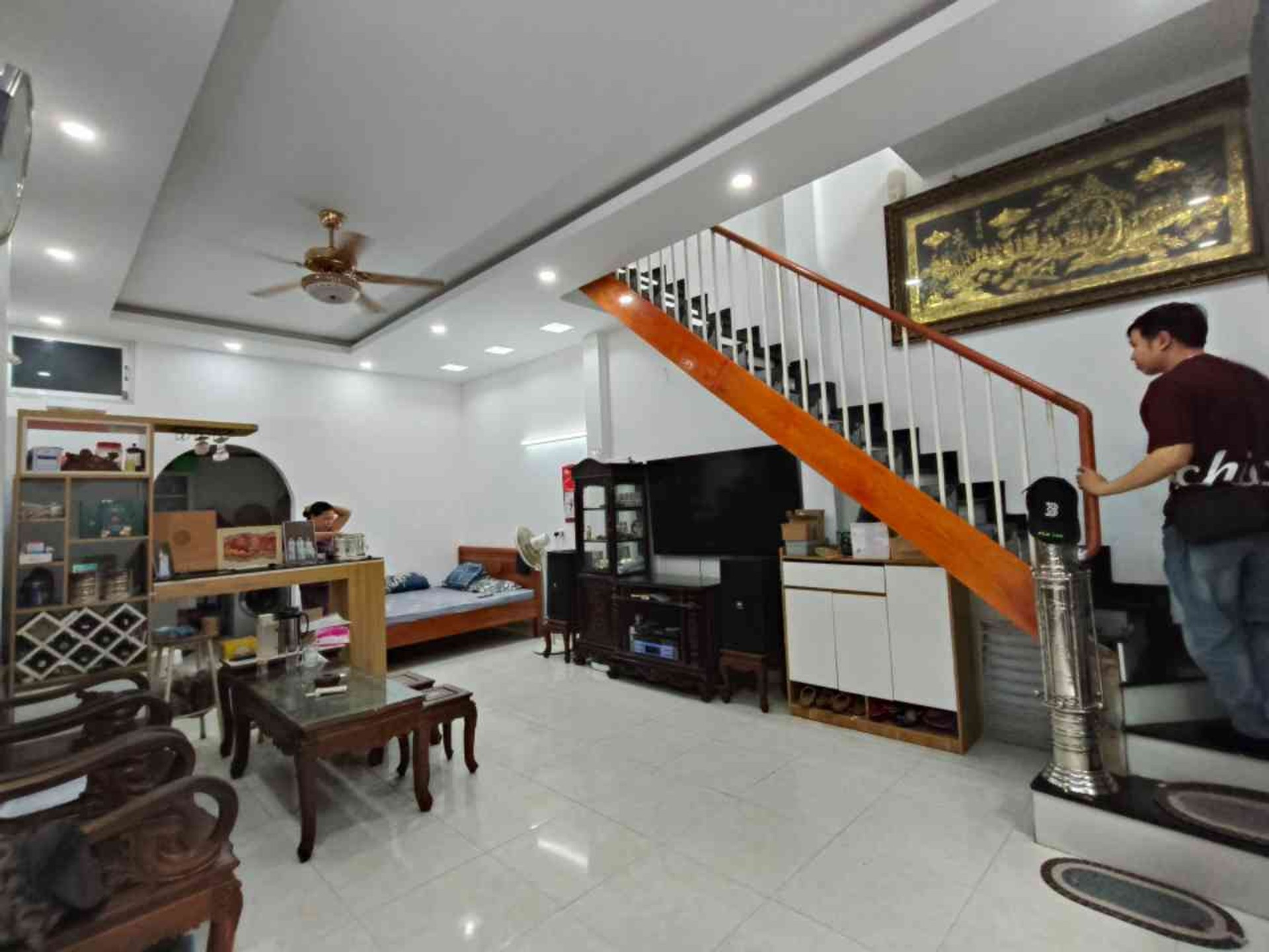 Bán nhà Định Công Thượng - diện tích 43m2 2 tầng - Gần ô tô - giá 2,7 tỷ