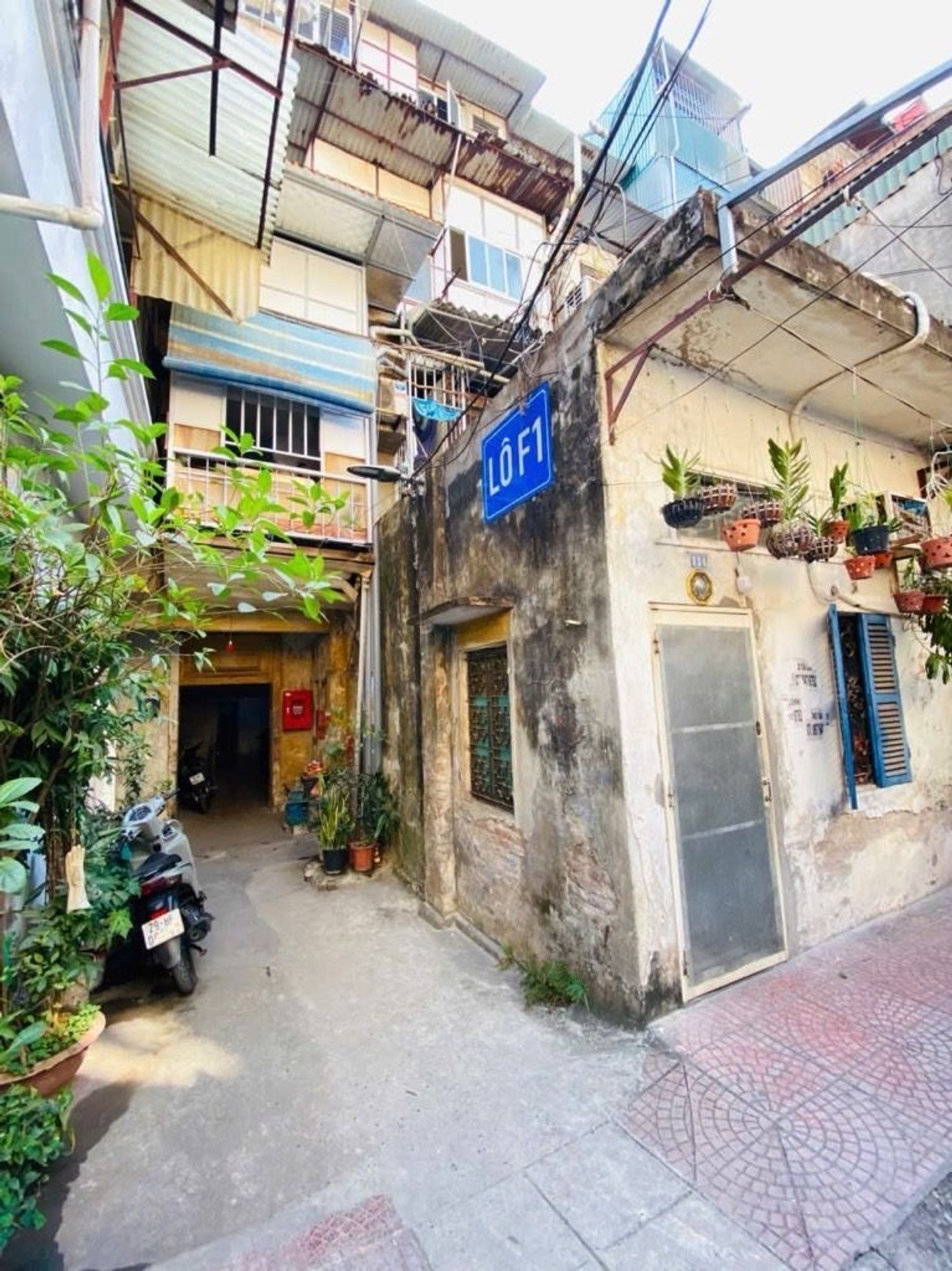 Bán nhà Lò Đúc - diện tích 40m2 1 tầng - Ô TÔ ĐỖ GẦN - giá 2,75 tỷ
