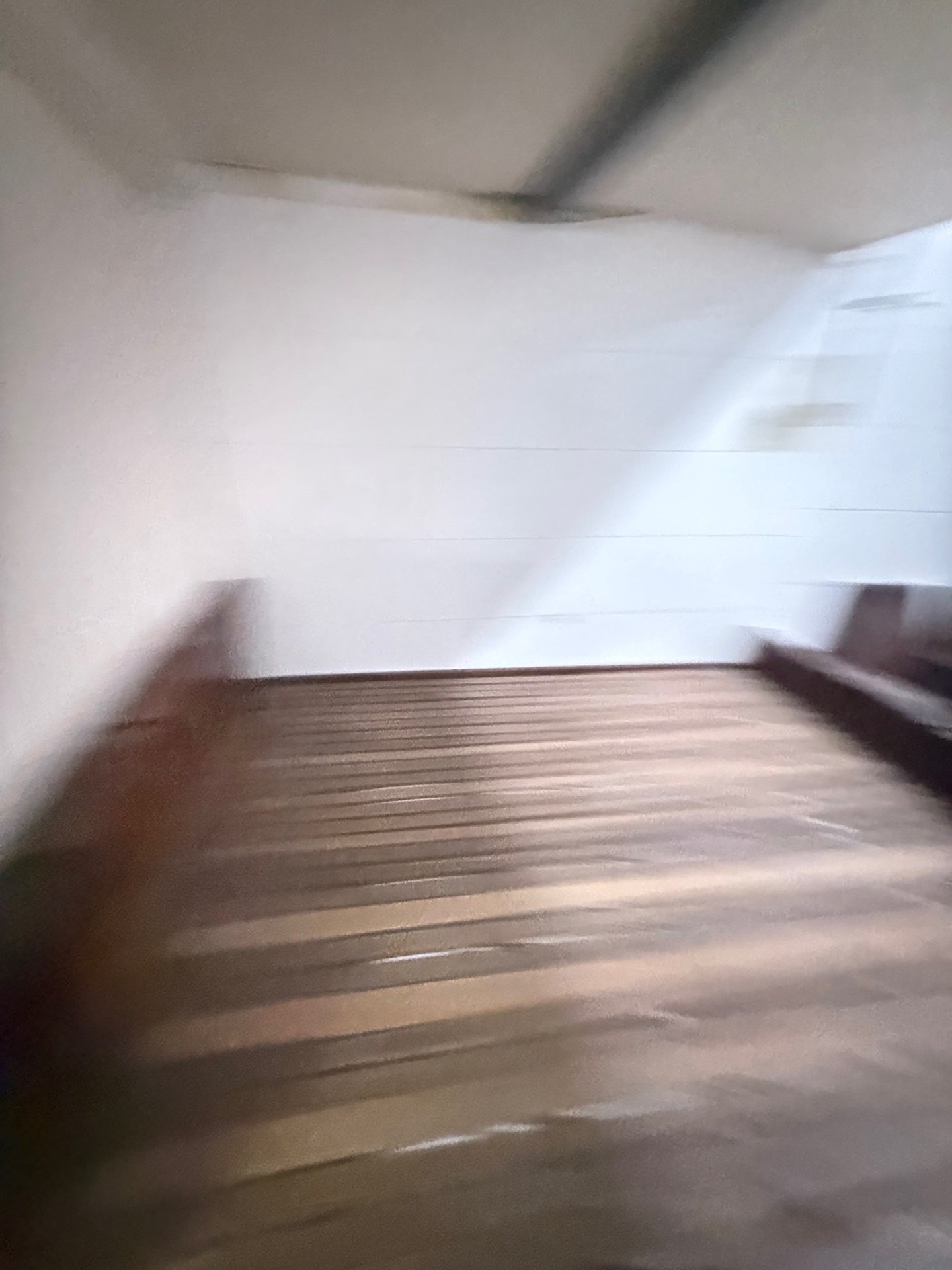 Bán nhà Lò Đúc - diện tích 40m2 1 tầng - Ô TÔ ĐỖ GẦN - giá 2,75 tỷ