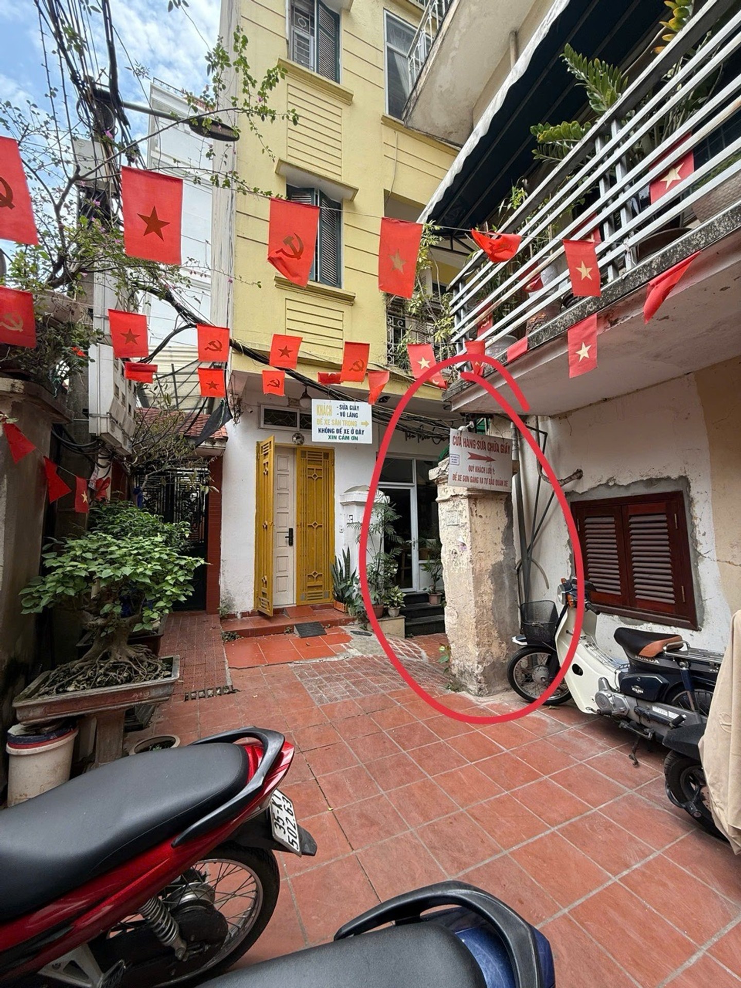 Bán nhà Hàn Thuyên - diện tích 29m2 3 tầng - Nhà đẹp hiếm có - giá 6,5 tỷ