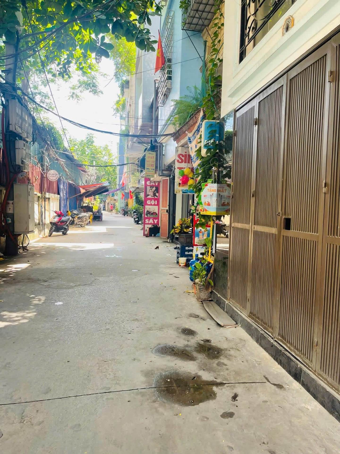 Bán nhà Giải Phóng - diện tích 38m2 5 tầng - ô tô đỗ cửa - giá 6,8 tỷ