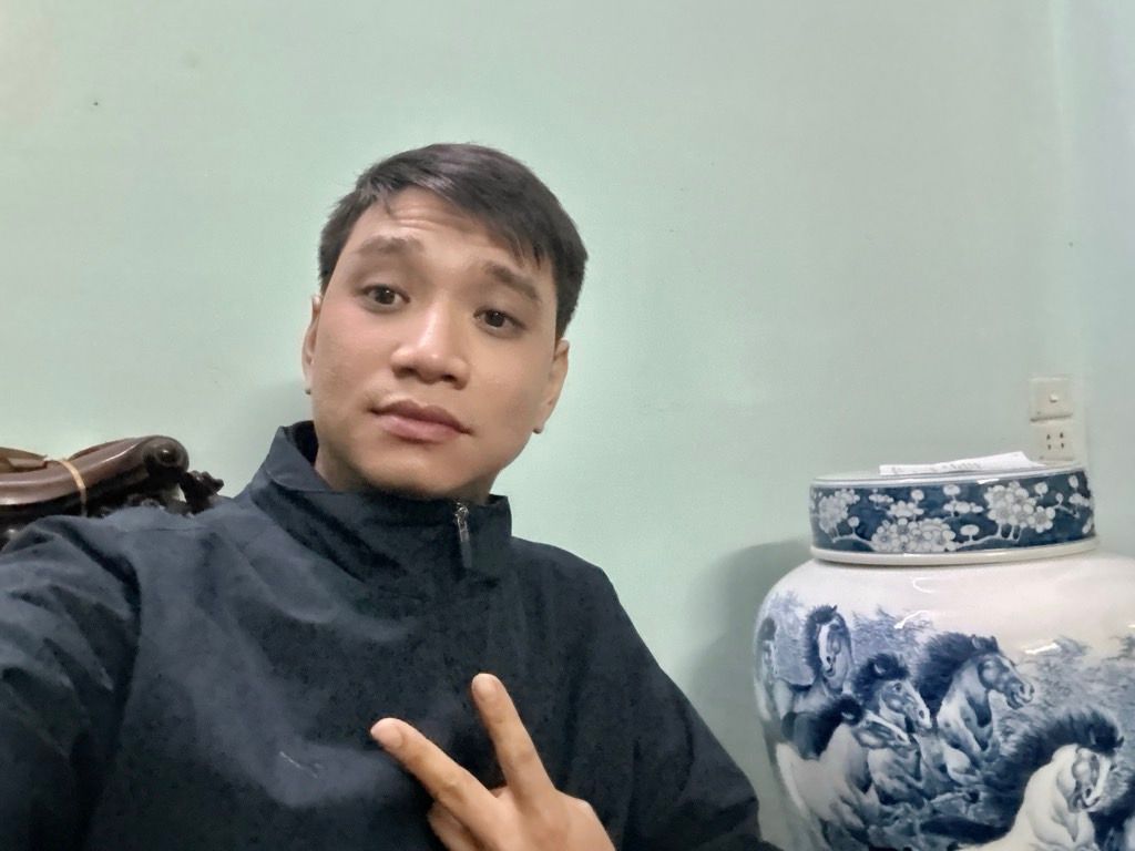 Bán nhà Yên Lạc - diện tích 110m2 3 tầng - ô tô vào nhà - giá 49,5 tỷ