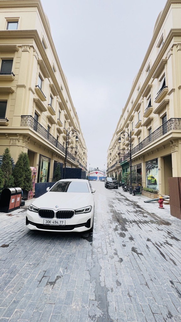 Bán nhà Nguyễn Xiển - diện tích 93m2 6 tầng - Nhà thô, khách về hoàn thiện theo ý thích - giá 35 tỷ