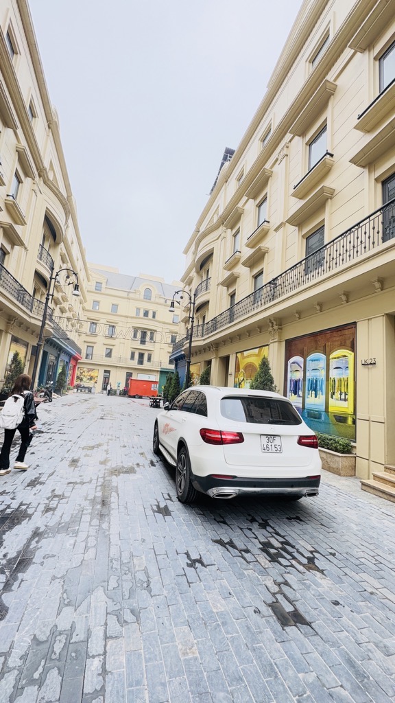 Bán nhà Nguyễn Xiển - diện tích 93m2 6 tầng - Nhà thô, khách về hoàn thiện theo ý thích - giá 35 tỷ