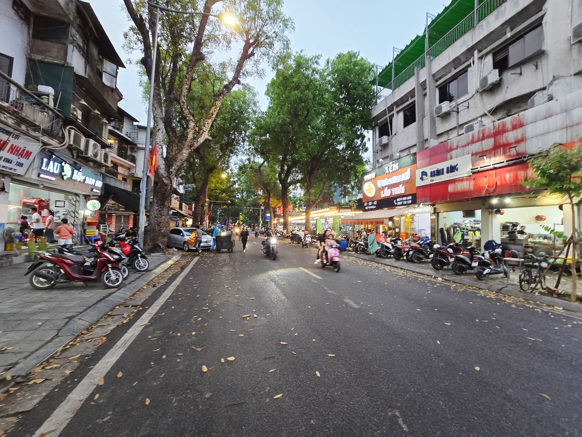 Bán nhà Ngô Thì Nhậm - diện tích 34m2 1 tầng - Nhà không nóc, mặt phố cách 10m - giá 4 tỷ