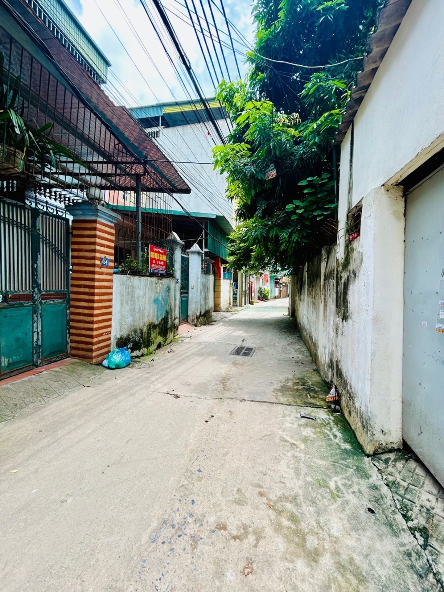 Bán nhà Nam Dư - diện tích 75m2 2 tầng - gần ô tô - giá 11,25 tỷ