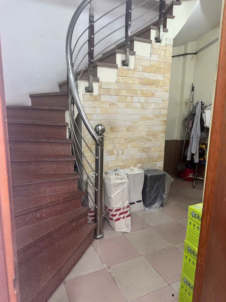 Bán nhà Vương Thừa Vũ - diện tích 72.8m2 6 tầng - Mặt phố kinh doanh sầm uất - giá 48 tỷ