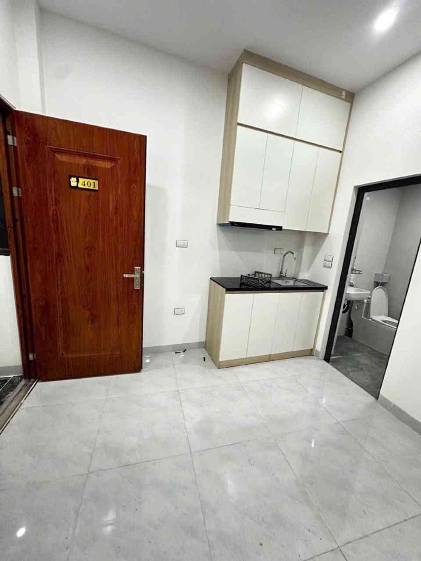 Bán nhà Giải Phóng - diện tích 75m2 7 tầng - Thang máy - giá 15,9 tỷ