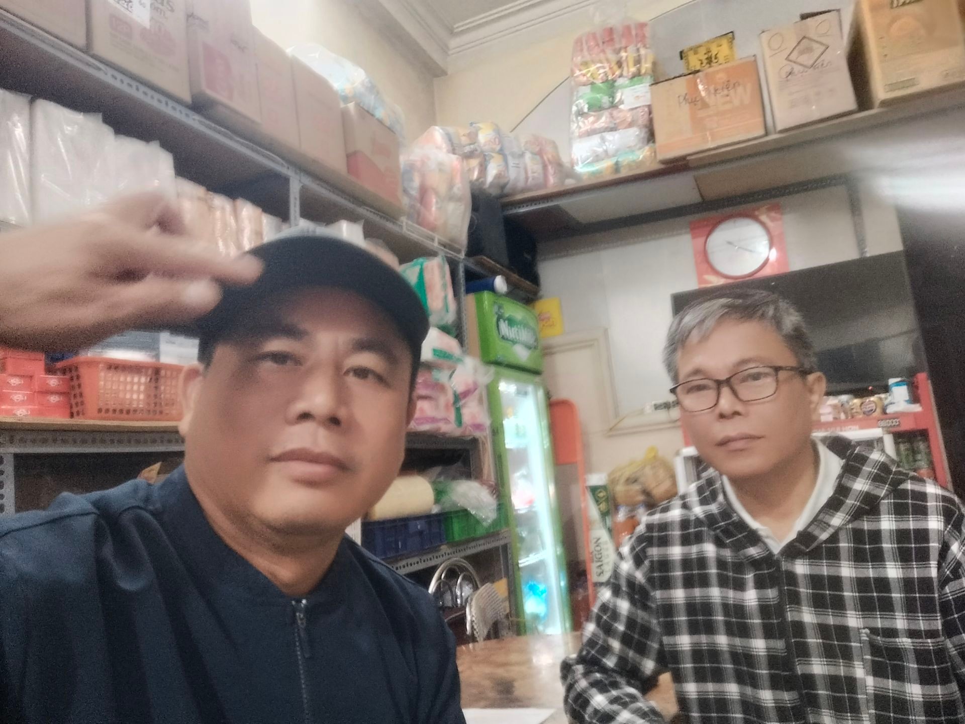 Bán nhà Vĩnh Tuy - diện tích 120m2 4 tầng - HAI MẶT PHỐ - giá 63 tỷ