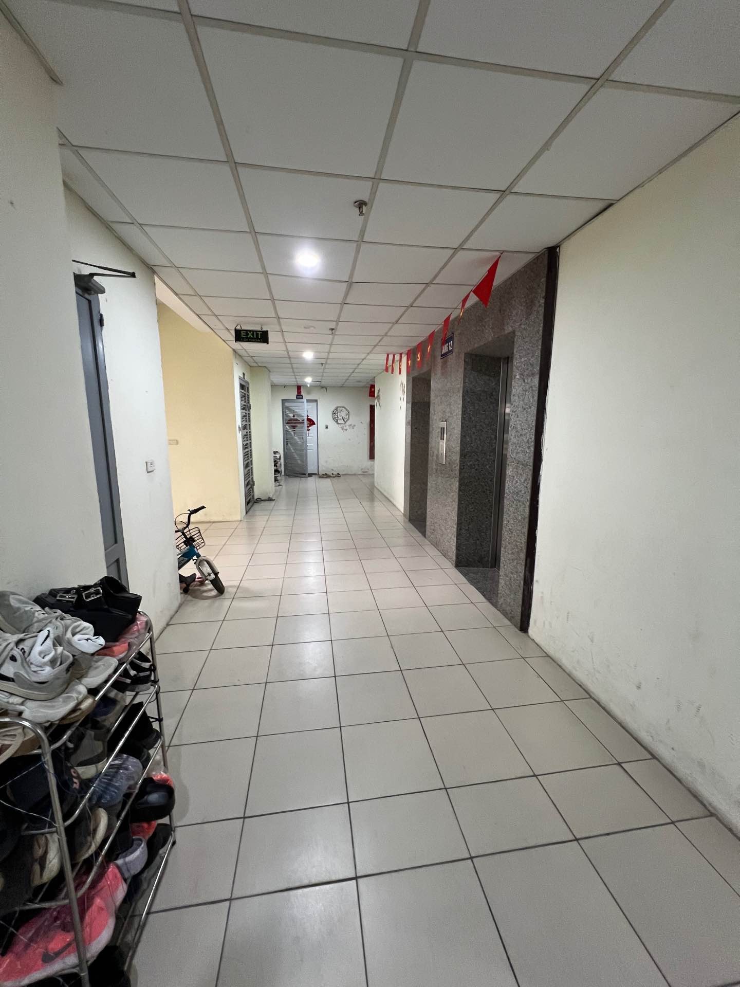 Bán nhà Nguyễn Đức Cảnh - diện tích 66m2 12 tầng - Thang máy - giá 5,29 tỷ