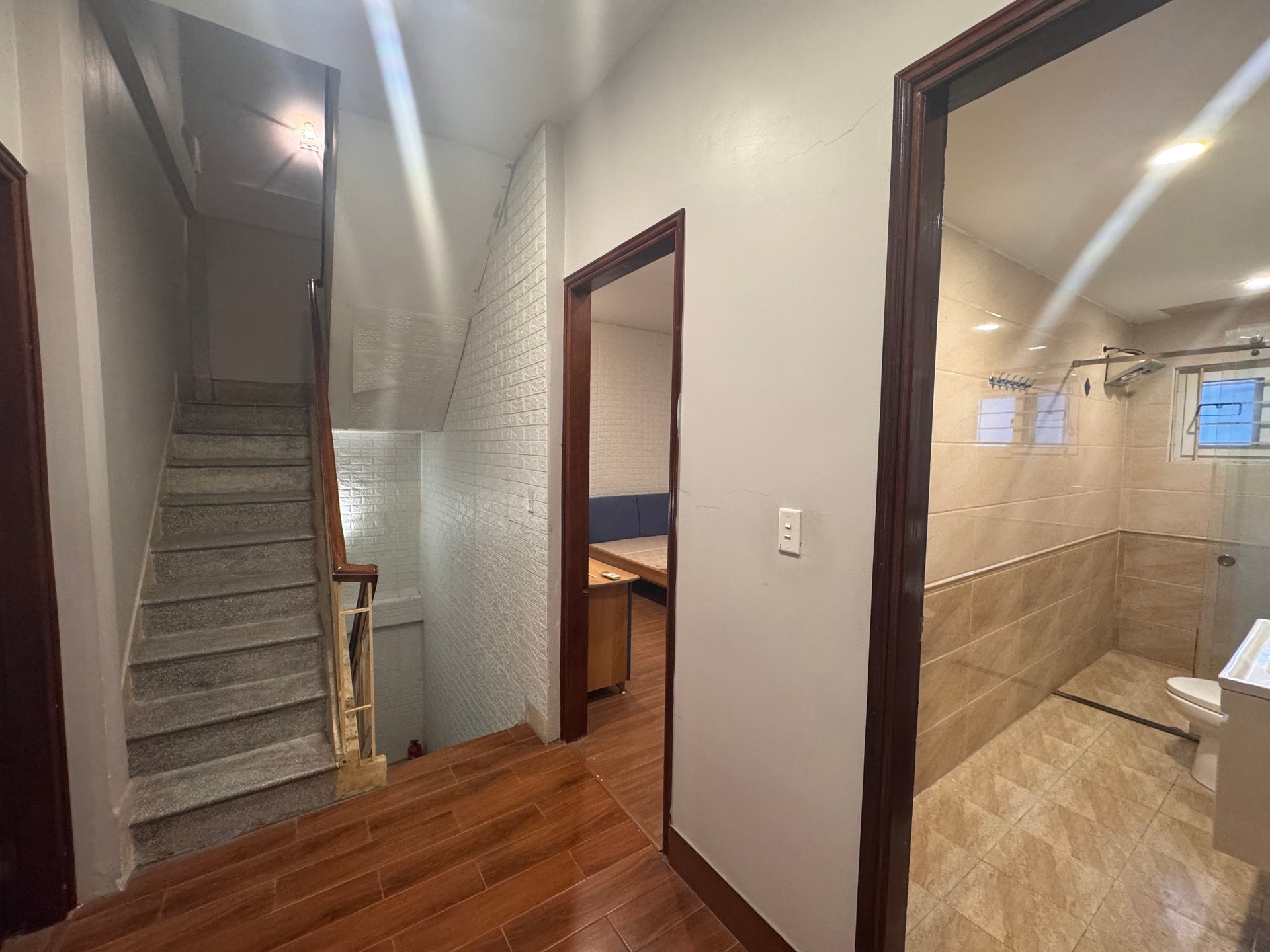 Bán nhà Vân Hồ - diện tích 75.6m2 2 tầng - Hẻm xe máy - giá 32,5 tỷ