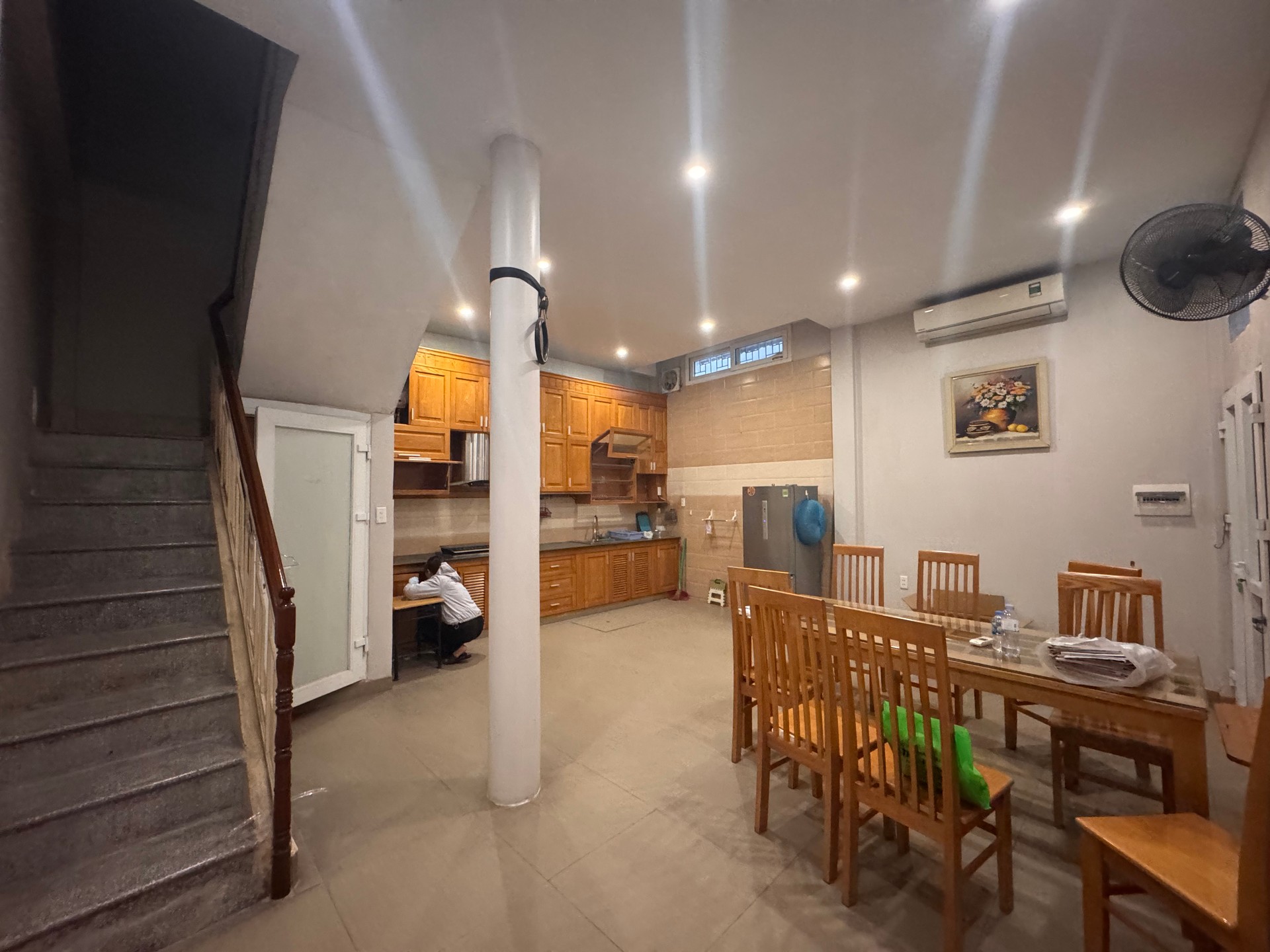 Bán nhà Vân Hồ - diện tích 75.6m2 2 tầng - Hẻm xe máy - giá 32,5 tỷ